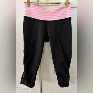 Lululemon cropped running pants ruffle trim on leg pink & hite stripe waist